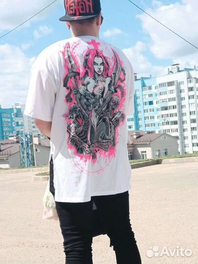 Кастом (роспись) одежды