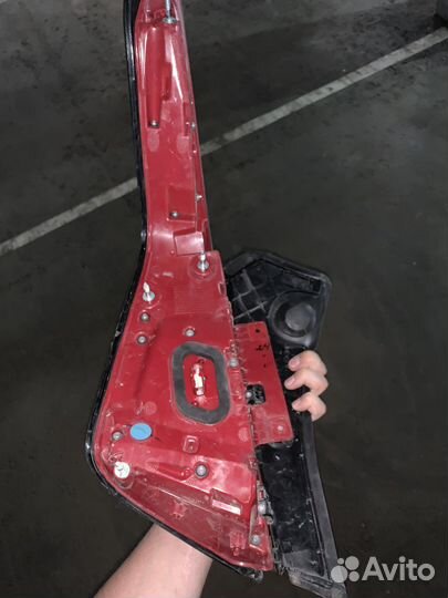 Фонарь задний правый cadillac xt5