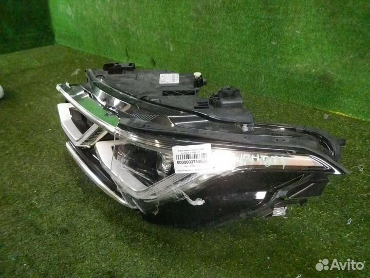 Фара левая Volkswagen Tiguan