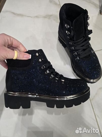 Ботинки женские