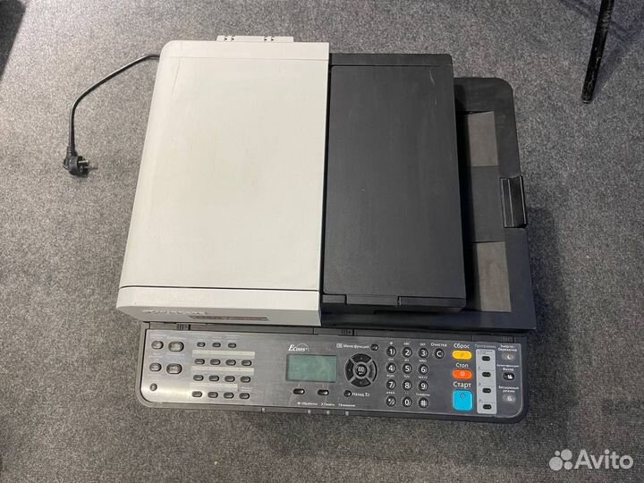 Принтер мфу Kyocera Ecosys m2040dn