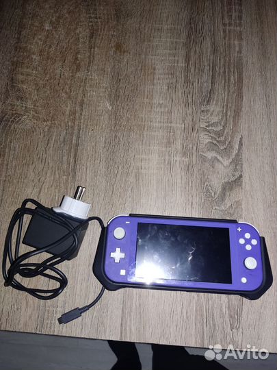 Портативная игровая приставка nintendo