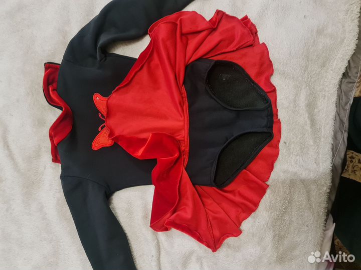 Костюм для фигурного катания