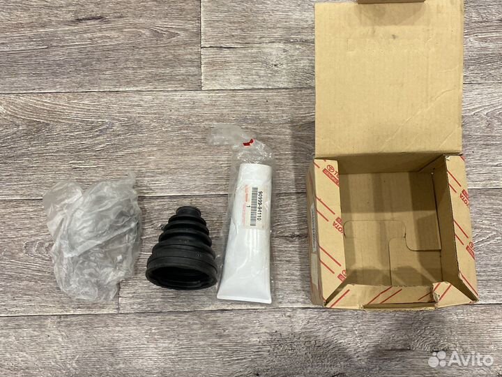 Пыльник шруса внутреннего Toyota 43448-28051