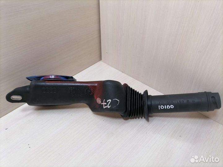 Audi A6 C6 Горловина бачка омывателя