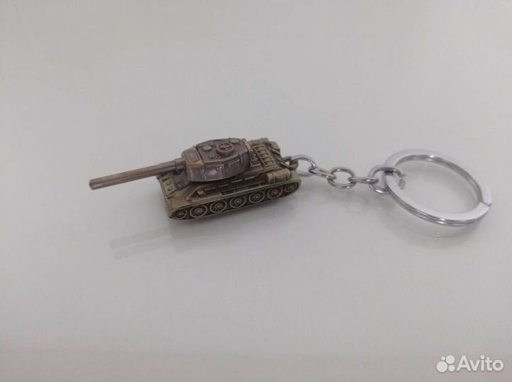 Брелок Танк