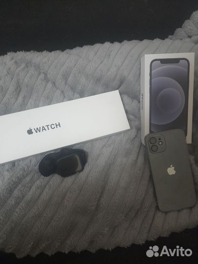 iPhone 12, 64 ГБ