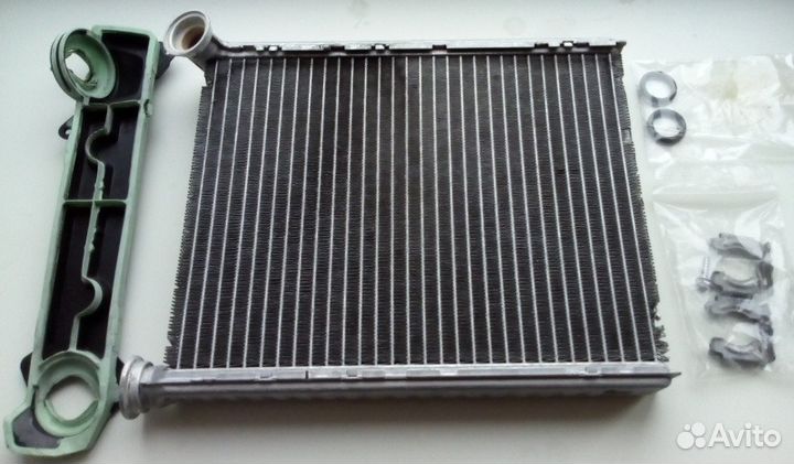 Радиатор отопителя Пежо 308, Valeo 812416