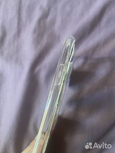 Яркий чехол на iPhone 11