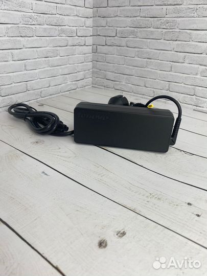 Док-станция ThinkPad Ultra Dock - 90 W (EU)
