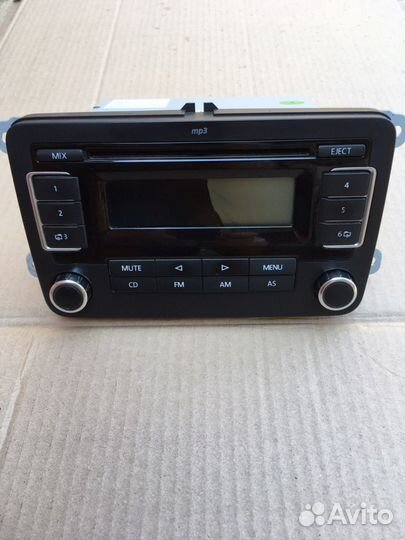 Магнитола штатная на Volkswagen Polo 5