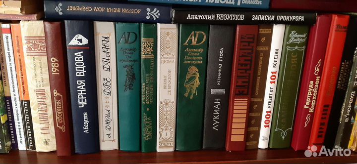 Продам книги