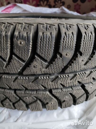 Bridgestone Ice Cruiser 7000 15.00/10.5 R15 26M