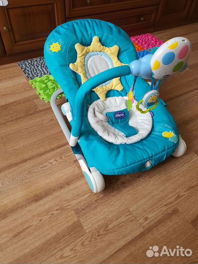 Шезлонг детский с вибрацией