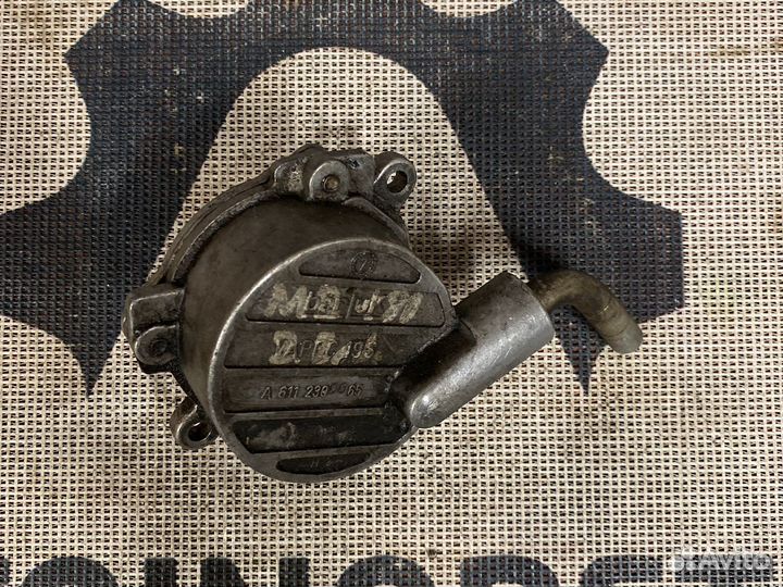 Вакуумный насос Mercedes A6112300065