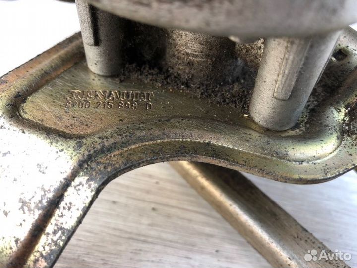 Моторчик стеклоочистителя Renault Megane 2