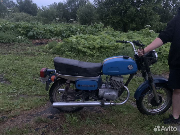 Мотоцикл восход 3м на запчасти