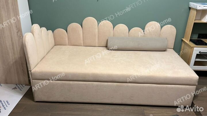 Детская кровать с бортиками