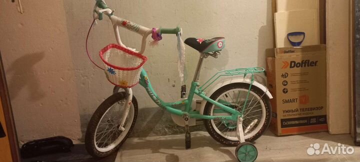 Велосипед детский 4х колесный 4-6 лет