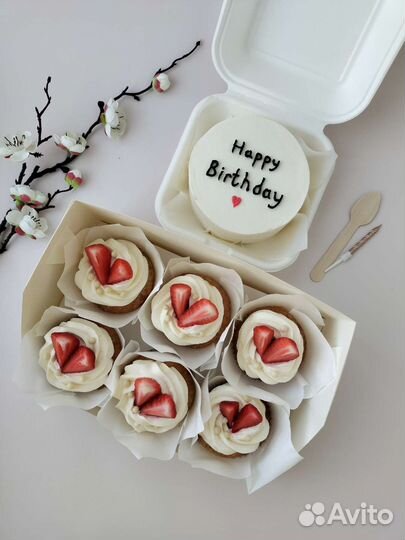 Набор на День Рождение из бенто и капкейков