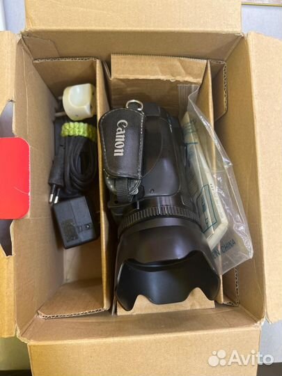 Видеокамера Canon Legria HF G10 E