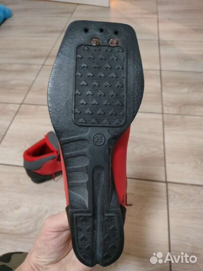 Лыжные ботинки детские 35