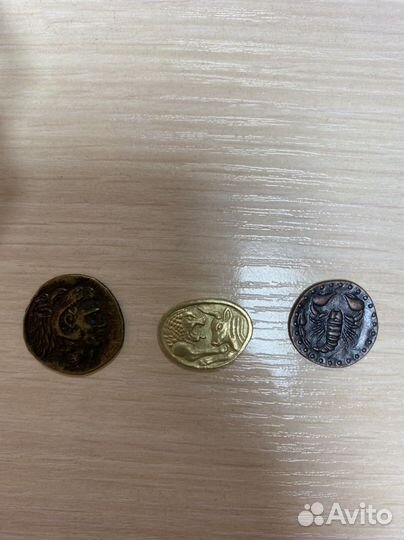 Монеты из магнита