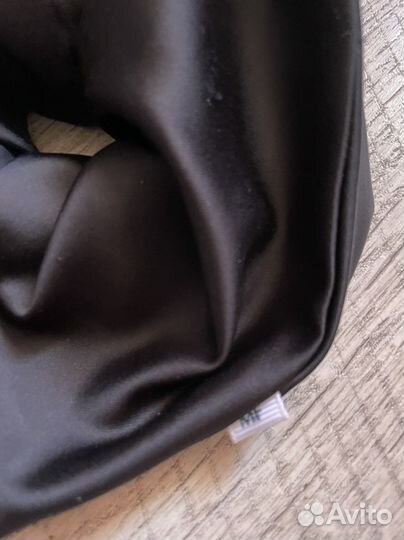 Шелковая резинка для волос