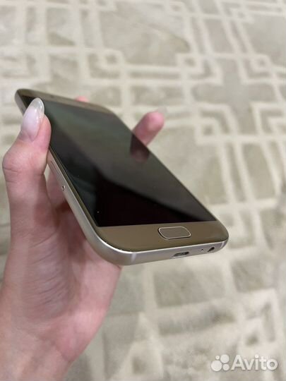 Samsung Galaxy A5 (2017) SM-A520F/DS, 3/32 ГБ
