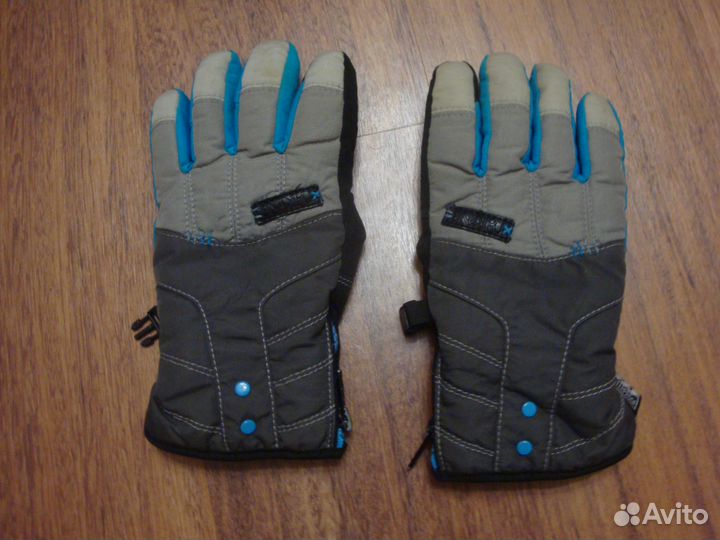 Перчатки Dakine