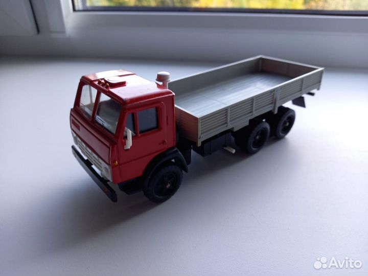 Модель СССР 1:43 камаз-5320 с красной кабиной