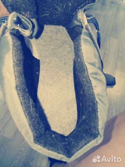 Лыжные ботинки