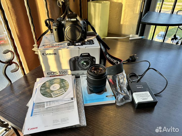 Зеркальный Фотоаппарат canon eos 550d