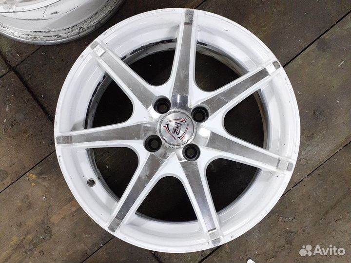 Литые диски r15 на ваз 4 98 бу