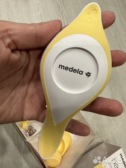 Молокоотсос ручной medela calma соска