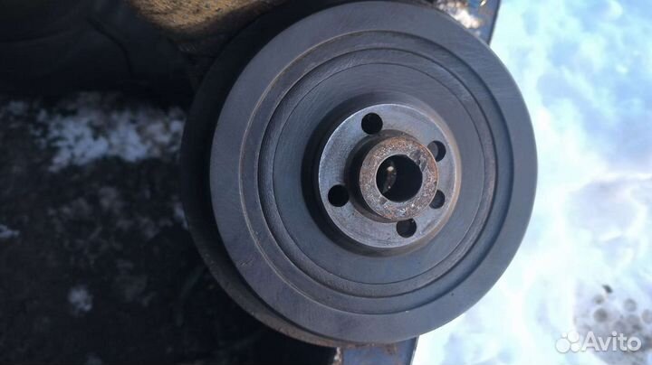 Шкив коленвала Audi 100c4 2.3 AAR 054105251B