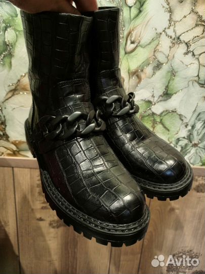 Ботинки новые