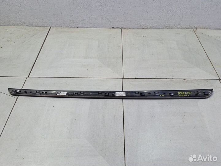 Накладка двери Мерседес