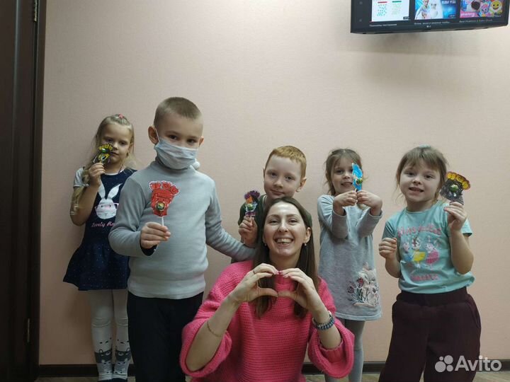 Преподаватель английского языка