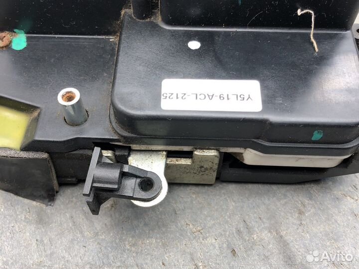 Пер прав замок фьюжен