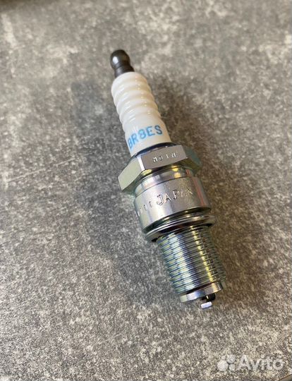Свечи NGK BR8ES (3961)