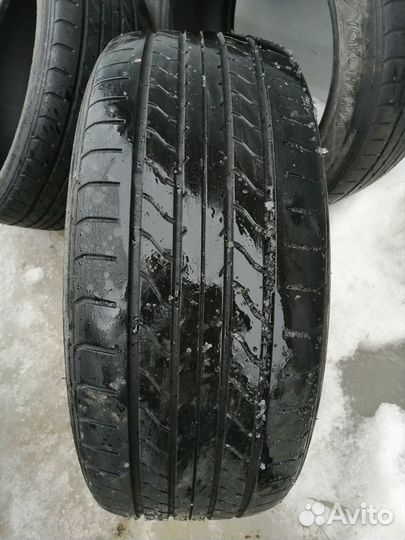 Yokohama Advan A10 215/50 R17 91V