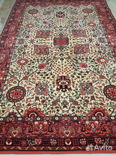 Ковёр натуральный шерстяной