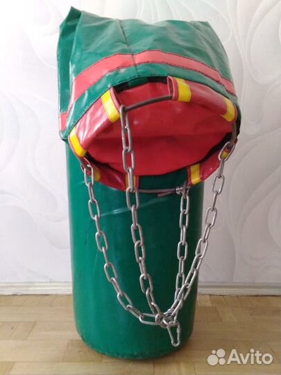 Продам боксерскую грушу