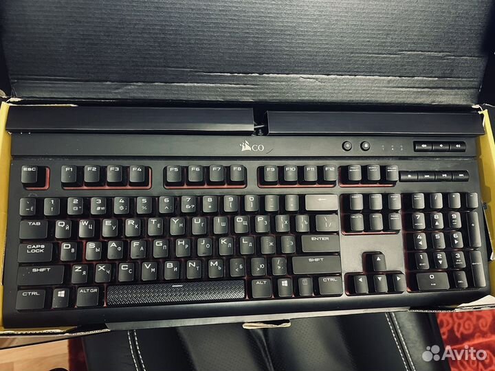 Corsair k68