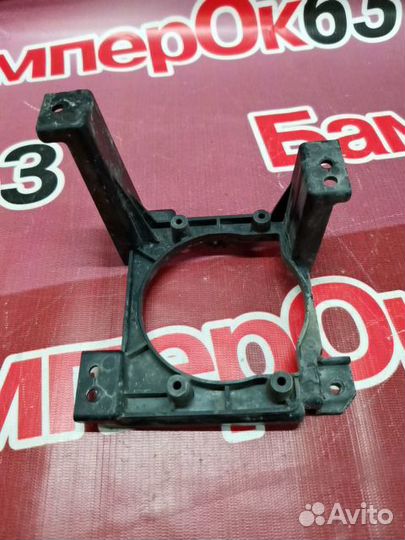 Кронштейн птф передний правый LADA Vesta