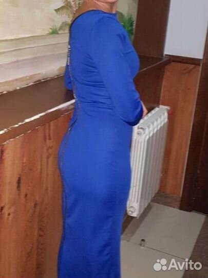 Платье с замком на спине 42-46