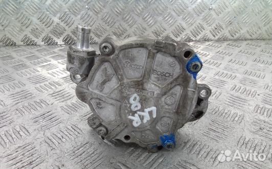 Насос вакуумный audi Q5 (LKR08KX01)