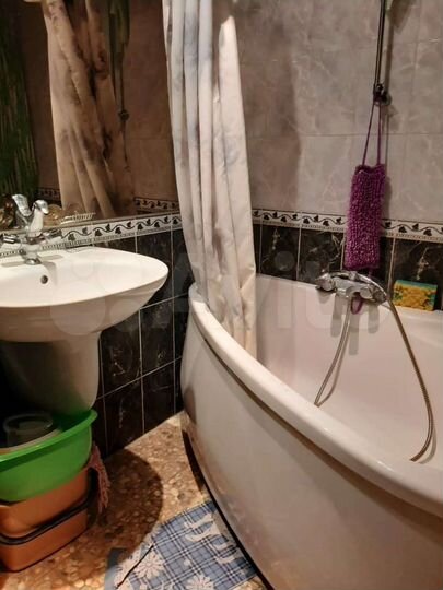 Комната 16 м² в 3-к., 13/16 эт.