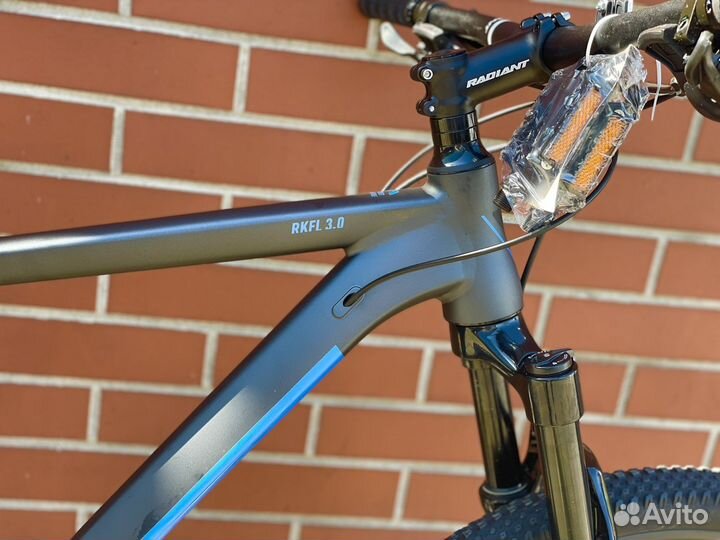 Новый Welt Rockfall 3.0 27 (2023)